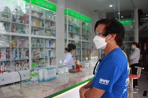 Chính phủ tháo gỡ khó khăn trong việc thanh toán bảo hiểm y tế, thuốc