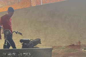 Nam sinh lớp 8 trong vụ nổ nghi do pháo đã không qua khỏi