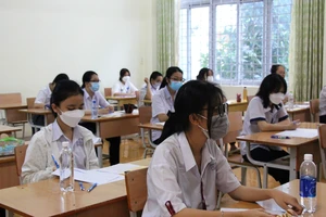 Hơn 3.000 học sinh dự thi trường THPT chuyên biệt ở Đắk Lắk, Đắk Nông