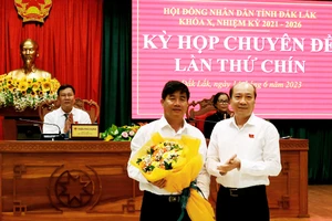 Đắk Lắk: Bí thư huyện Ea Súp được bầu làm phó chủ tịch UBND tỉnh