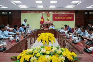 Phiên giải trình HĐND tỉnh Đắk Lắk: Việc thiếu thuốc, vật tư y tế chưa có lối ra