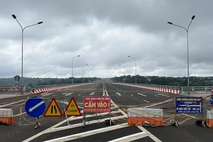 Đại lộ Đông Tây TP Buôn Ma Thuột lại trễ hẹn ngày thông xe