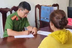 Con nợ bị bắt về tội lừa đảo, chủ nợ bị khởi tố vì cho vay lãi nặng