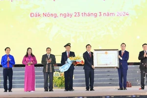 Đắk Nông đón nhận Huân chương độc lập hạng Nhất