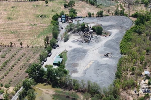 Doanh nghiệp vẫn tận thu khoáng sản dù giấy phép hết hạn