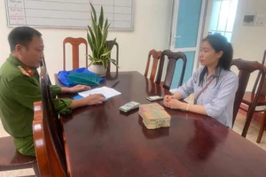 Công an Đắk Lắk ra Hưng Yên lấy lại 320 triệu 1 phụ nữ chuyển nhầm