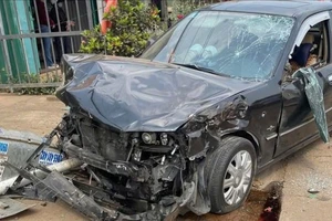 Đắk Lắk: Xe công nông bị ô tô tông, 4 người phải nhập viện cấp cứu 