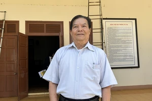 Bị hủy hợp đồng đặt cọc do hàng xóm kiện đòi lối đi chung từ 33 năm trước