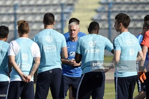 5 áp lực 'đè nặng' tuyển Pháp