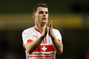 Arsenal 'tậu' tiền vệ đắt giá Granit Xhakha