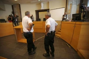 Euro 2016: Ba cổ động viên đã bị khởi tố và bị phạt tù hai năm