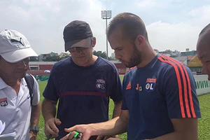 Olympic Lyon và LĐBĐ TP.HCM hợp tác tuyển tài năng trẻ