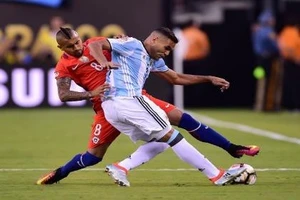 Sevilla bổ sung quân cho trận Siêu cúp châu Âu