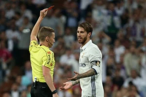 Ramos bị người nhà ám chỉ thiếu thông minh
