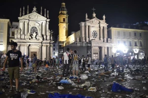 Hơn 100 fan Juventus bị thương