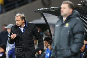 Sốc lương bèo Rajevac: Bằng hoặc ít hơn Park Hang-seo