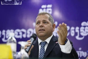 Bại tướng của HLV Mai Đức Chung bị sa thải