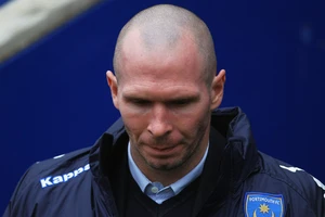 Leicester City lại… thay tướng