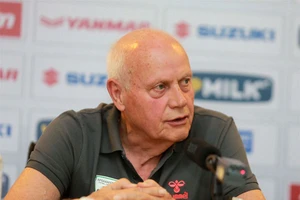 Tuyển Việt Nam đừng buồn vì Otto Pfister