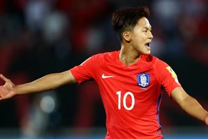 Đất nước chìm trong chiến tranh có cầu thủ hay nhất