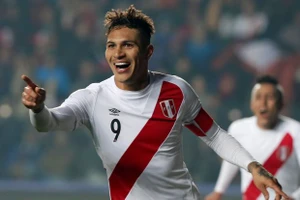 Cánh cửa World Cup 2018 lại mở ra cho đội trưởng Peru