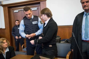 Nguyên nhân kỳ dị vụ đánh bom xe buýt Dortmund