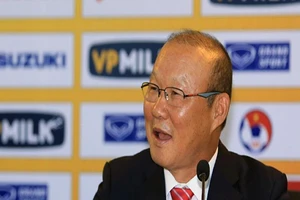 Park Hang-seo: Tôi tặng chiến thắng này cho người VN