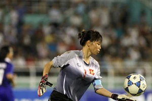 Đội trưởng Kiều Trinh bị thẻ đỏ, VN thua trận thứ 2