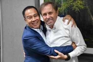 Thái Lan ‘cột’ Rajevac và mục tiêu vô địch AFF Cup