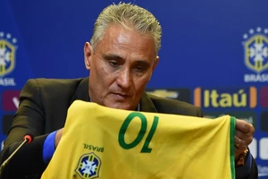 Tite công bố 'đội hình xuất phát' Brazil dự World Cup