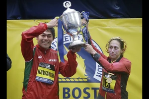 Vô địch Marathon Boston, VĐV người Nhật gây sốc