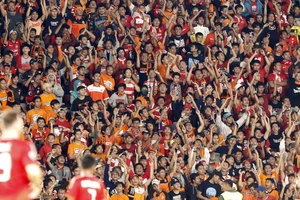 Sân nhà phải thắng thì khán giả mới đến sân