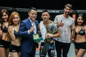 Martin Nguyen lại hạ em của người đẹp võ thuật Angela Lee
