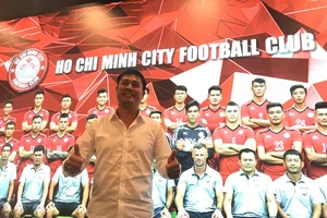 Chủ tịch CLB TP.HCM Nguyễn Hữu Thắng: Không có chuyện giải tán