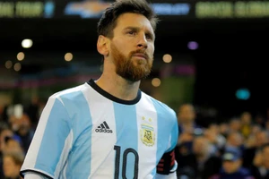 Palestine dọa ‘đốt’… Messi