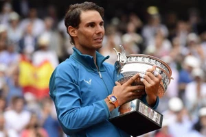 Thiem 'hăm' không ngăn được Nadal 'băm'