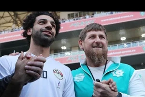 Guus Hiddink được HLV Cherchesov mời thăm tuyển Nga