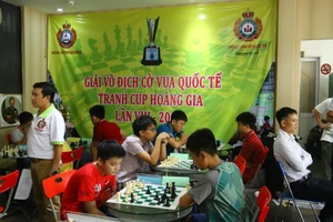 Hơn 100 kỳ thủ tranh tài