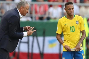 Thua thảm ở Nga nhưng Brazil vẫn giữ Tite đến World Cup 2022