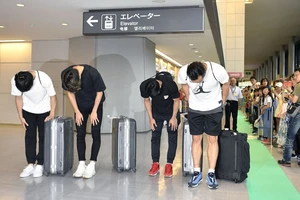 4 tuyển thủ qua đêm với gái mại dâm bị treo giò 1 năm