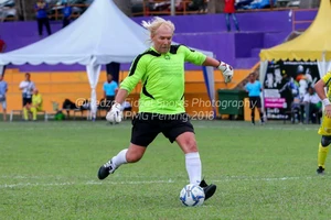 Tham gia giải lão tướng, một cầu thủ qua đời