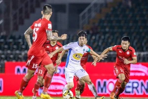 HA Gia Lai trắng tay ở Thống Nhất