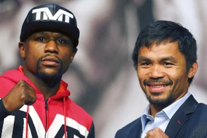 Mayweather úp mở tái đấu với Pac