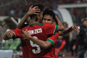 Zico ghi bàn nhưng Indonesia vẫn tan vỡ giấc mơ World Cup