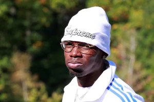 Pogba: 'Tôi chẳng cần băng C để thành thủ lĩnh MU'