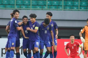 U-19 Thái Lan vào tứ kết, Đông Nam Á thăng hoa ở châu Á