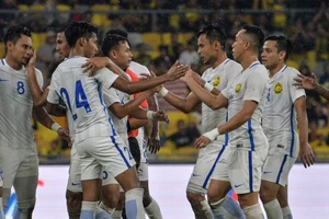 Đối thủ Malaysia tiếp tục thị uy tuyển Việt Nam