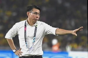 Malaysia phải ghi bàn, không thể 'đặt xe buýt' trước Thái Lan