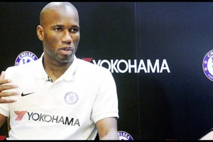 Cựu tiền đạo Chelsea chúc mừng cả Việt Nam và Malaysia