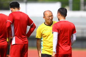 HLV Park Hang-seo khuyên học trò thế nào ở Bukit Jalil?